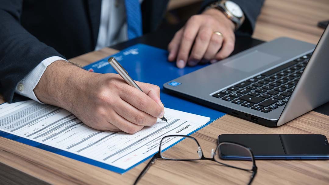 Google Analytics 4: drawbacks and limitations—is it worth sticking around?